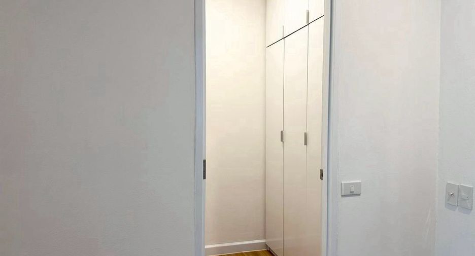 For rent 1 bed condo in Khlong San, Bangkok