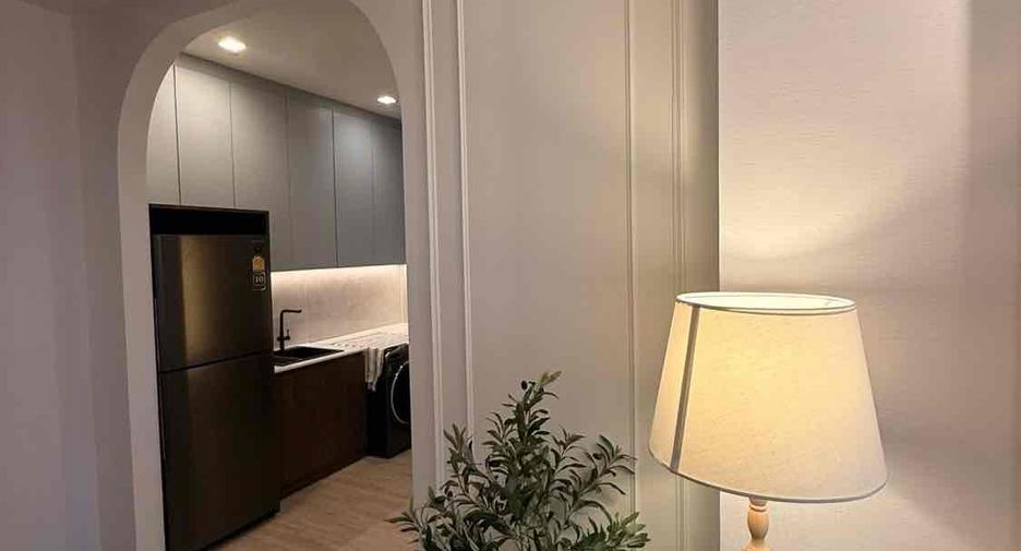 Condo en alquiler de 3 habitaciones en Watthana, Bangkok