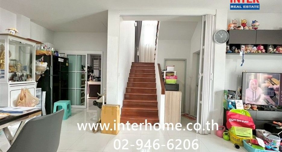 Casa en venta de 4 habitaciones en Krathum Baen, Samut Sakhon