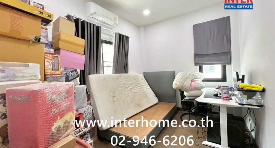 Casa en venta de 4 habitaciones en Krathum Baen, Samut Sakhon