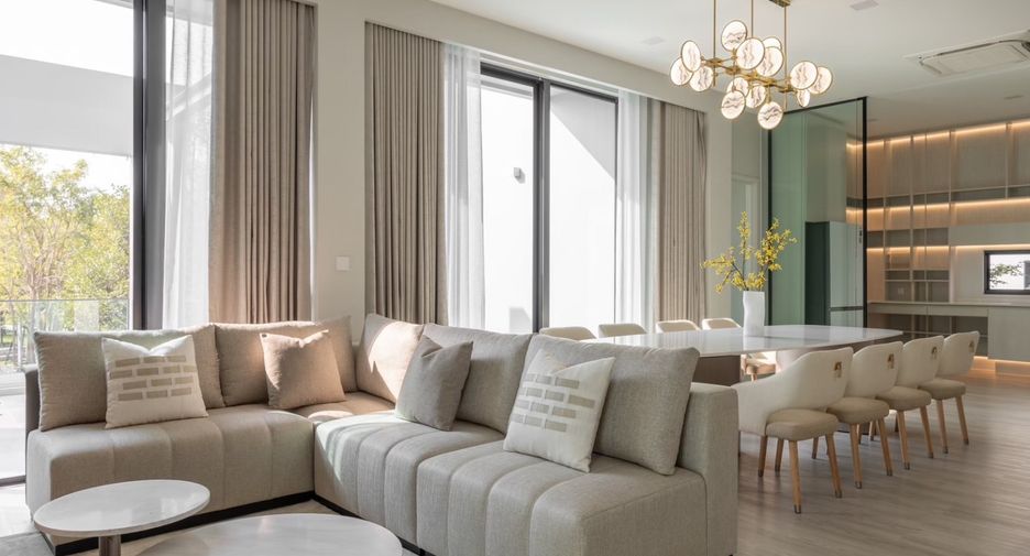 For rent 4 bedrooms house in Saphan Sung, Bangkok