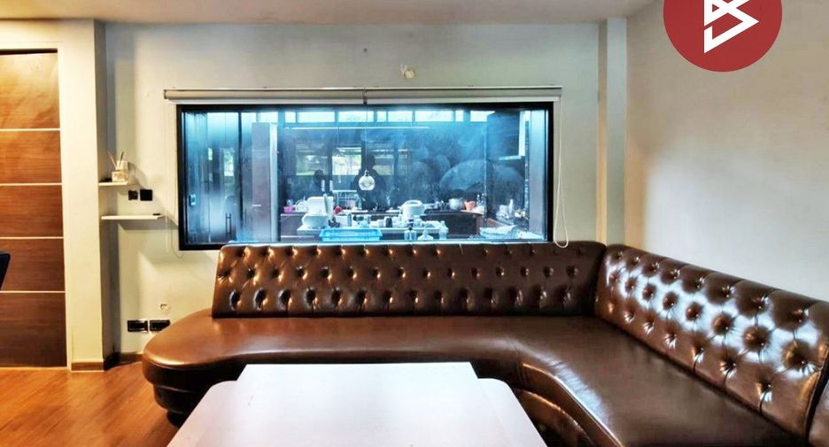 For sale 4 bedrooms house in Sai Mai, Bangkok