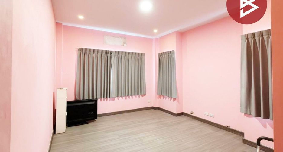 For sale 4 bedrooms house in Sai Mai, Bangkok