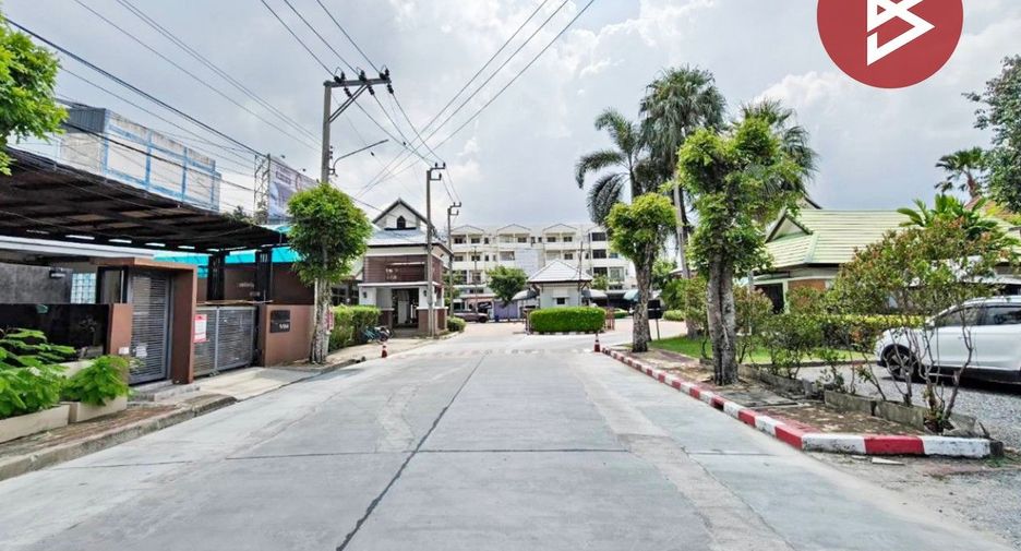 For sale 4 bedrooms house in Sai Mai, Bangkok