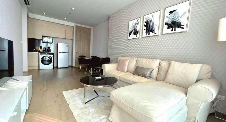 For rent 2 bedrooms condo in Khlong Toei, Bangkok