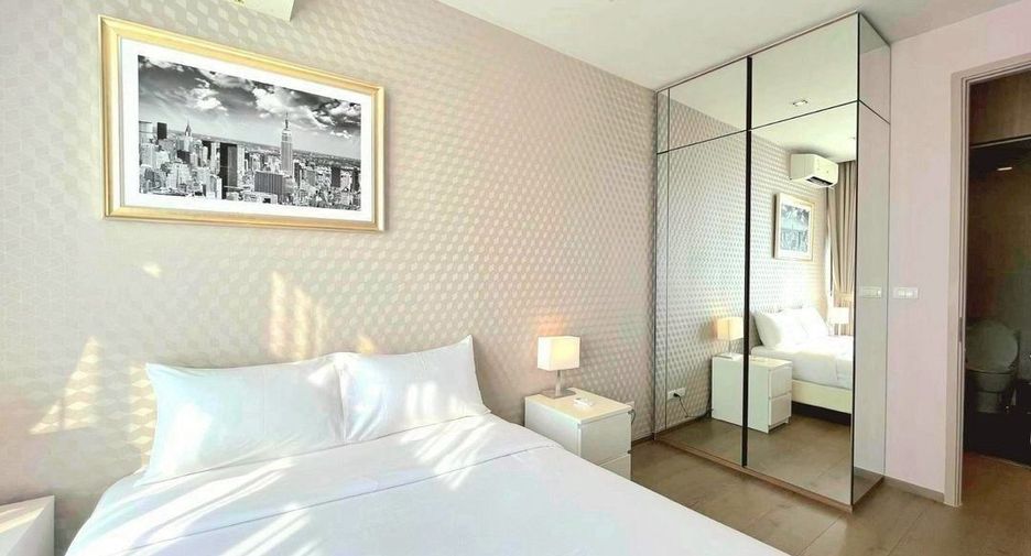 For rent 2 bedrooms condo in Khlong Toei, Bangkok
