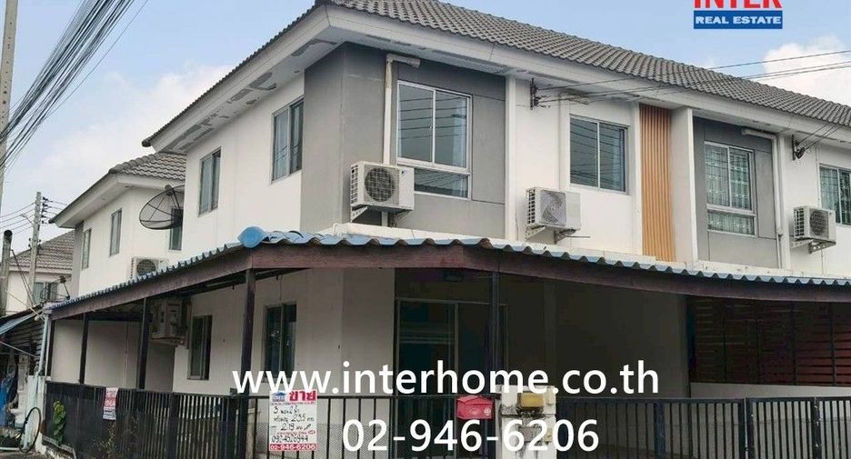 For sale 3 bedrooms townhouse in Khlong Luang, Pathum Thani