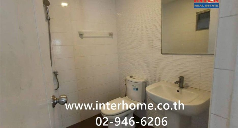 For sale 3 bedrooms townhouse in Khlong Luang, Pathum Thani