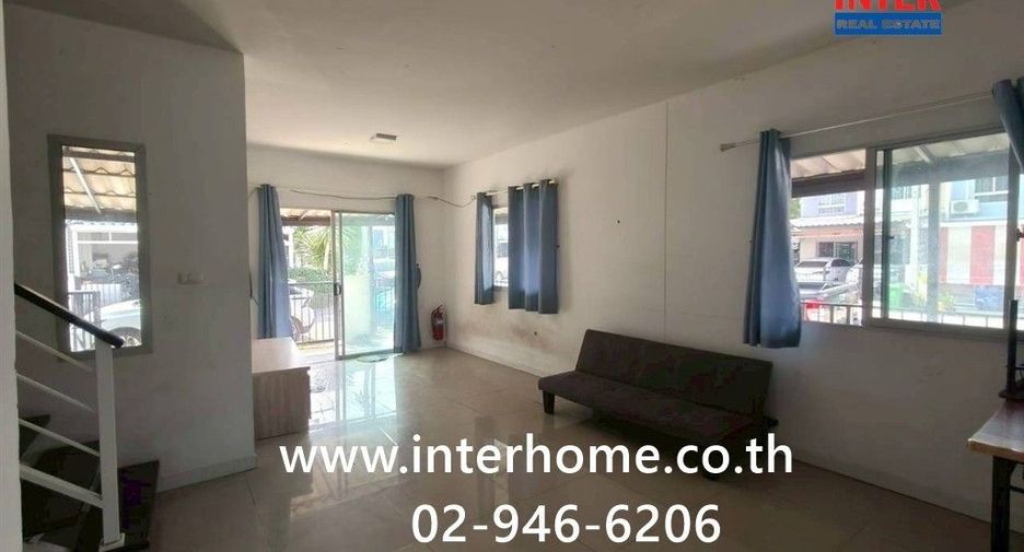 For sale 3 bedrooms townhouse in Khlong Luang, Pathum Thani