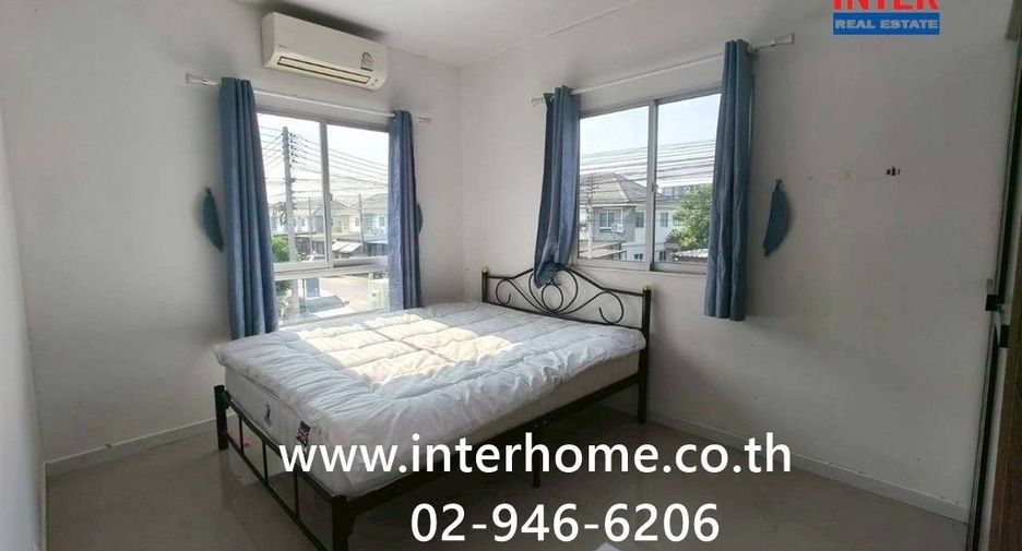 For sale 3 bedrooms townhouse in Khlong Luang, Pathum Thani