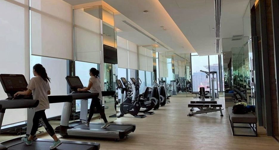 For rent 1 bed condo in Watthana, Bangkok