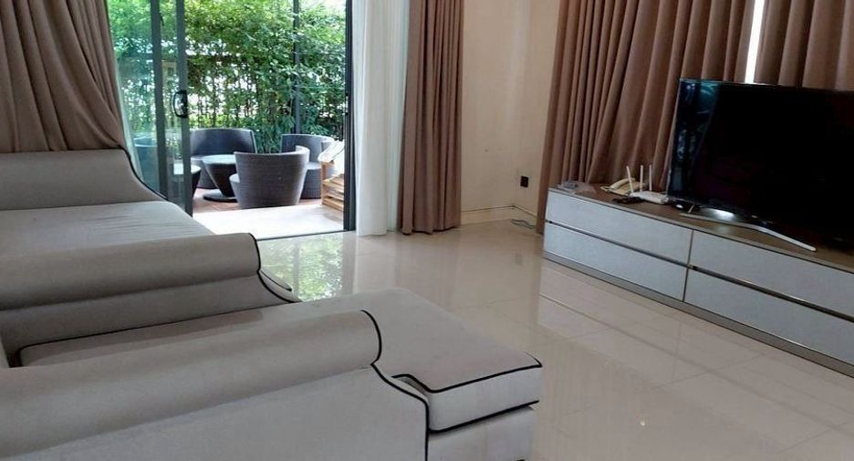 For rent 4 bedrooms house in Bang Kapi, Bangkok