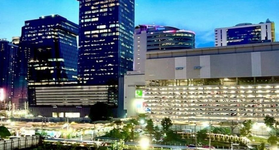 For rent 1 bed condo in Huai Khwang, Bangkok