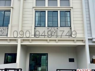 Reihenhaus zur Miete mit 3 Zimmer in Prawet, Bangkok