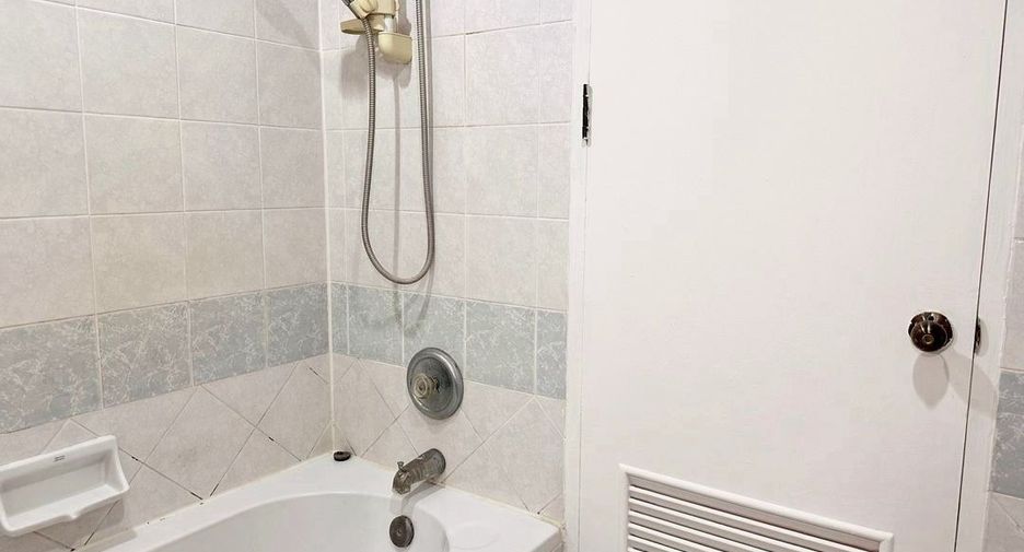 For rent 1 Beds condo in Pathum Wan, Bangkok