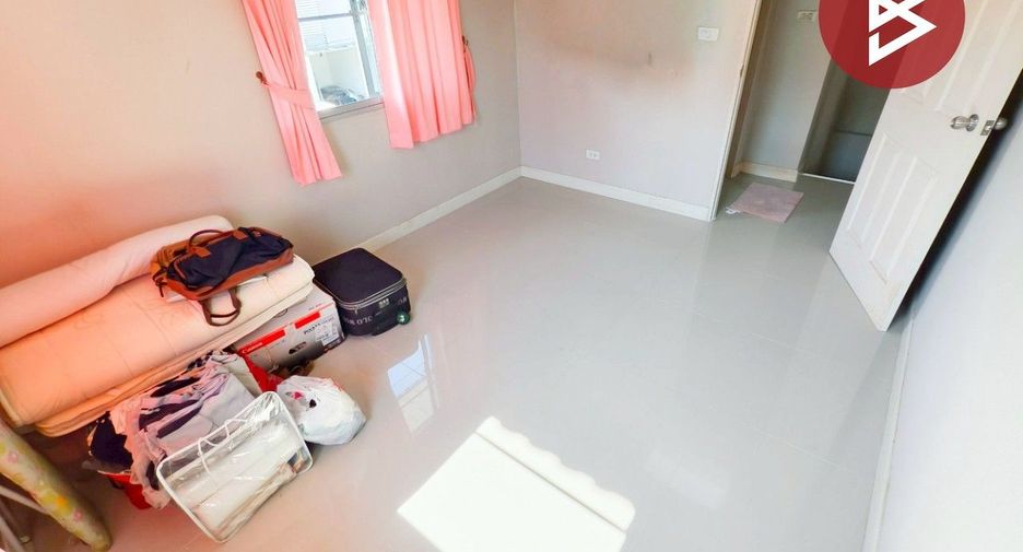 For sale 3 bedrooms townhouse in Mueang Samut Sakhon, Samut Sakhon
