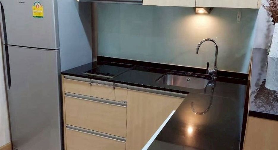 For rent 1 bed condo in Sathon, Bangkok