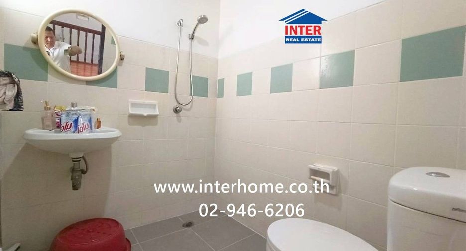 For sale 3 bedrooms townhouse in Din Daeng, Bangkok