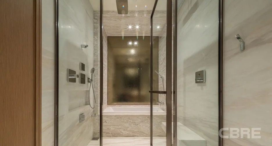 For sale 1 bed condo in Pathum Wan, Bangkok