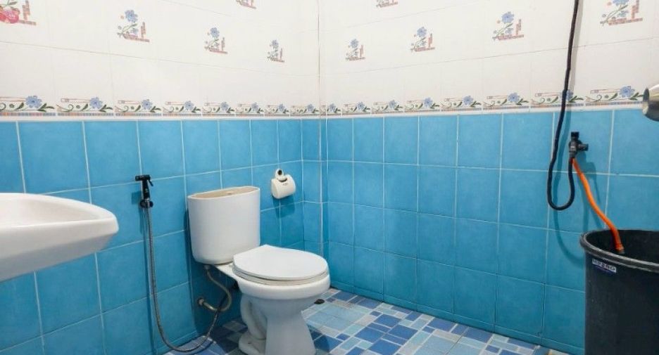 For sale 2 bedrooms townhouse in Mueang Samut Sakhon, Samut Sakhon