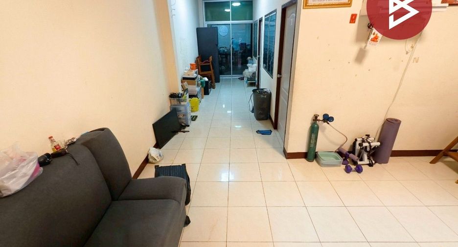 For sale 2 bedrooms townhouse in Mueang Samut Sakhon, Samut Sakhon
