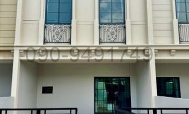 Аренда 3 спальни таунхаус в Пращет, Бангкок