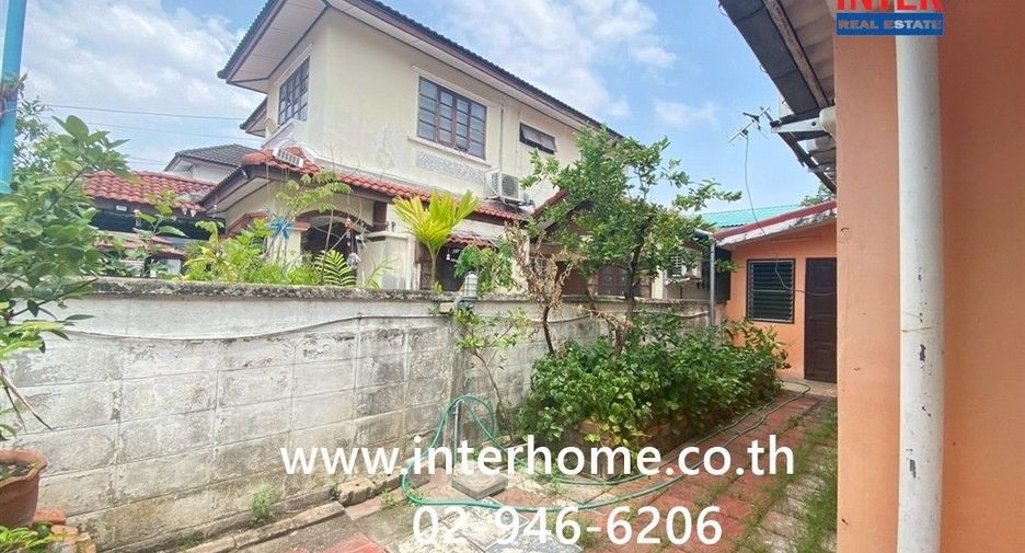 For sale 4 bedrooms house in Khlong Sam Wa, Bangkok