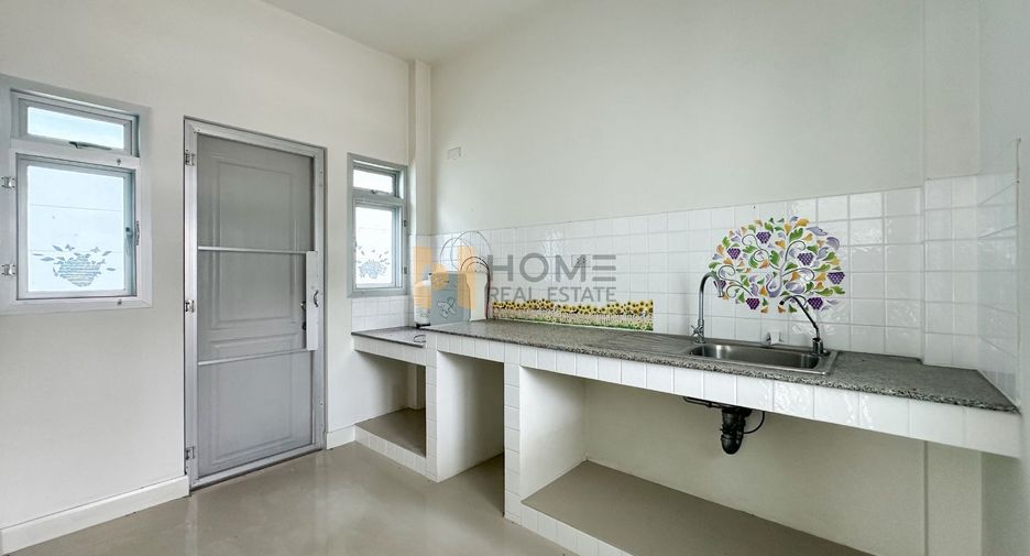 For sale 3 bedrooms house in Phasi Charoen, Bangkok