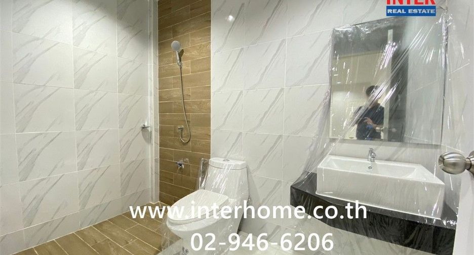 Haus zum Kauf mit 1 Zimmer in Saphan Sung, Bangkok