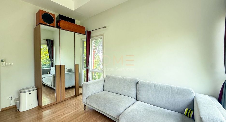 For sale 3 bedrooms house in Lat Krabang, Bangkok
