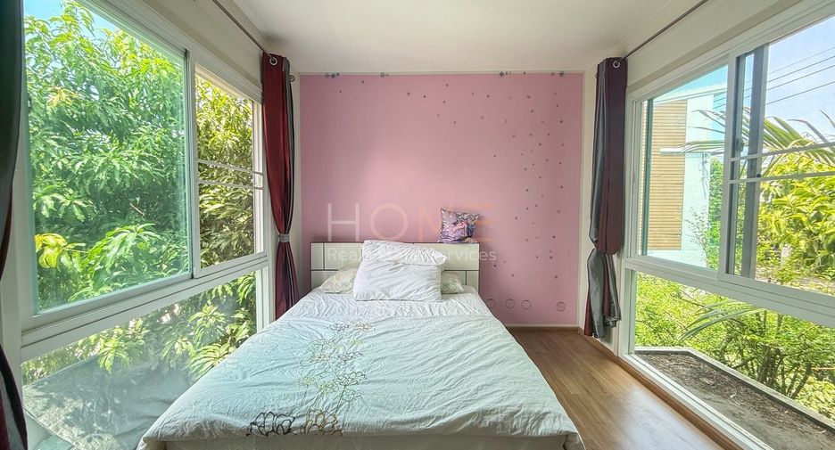 For sale 3 bedrooms house in Lat Krabang, Bangkok