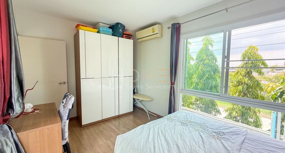 For sale 3 bedrooms house in Lat Krabang, Bangkok