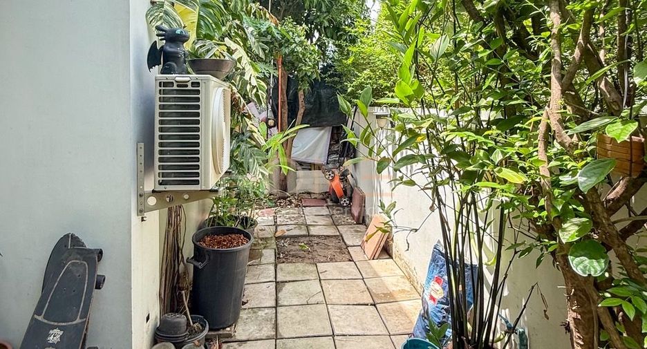 For sale 3 bedrooms house in Lat Krabang, Bangkok