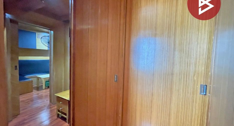 For sale 1 bed condo in Mueang Pathum Thani, Pathum Thani