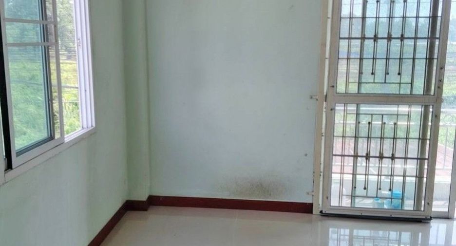 For sale 2 bedrooms townhouse in Mueang Samut Sakhon, Samut Sakhon