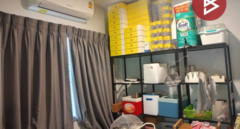 For sale 3 bedrooms townhouse in Sai Mai, Bangkok