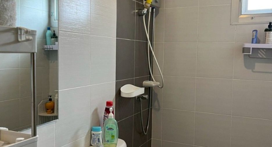 For sale 3 bedrooms townhouse in Sai Mai, Bangkok