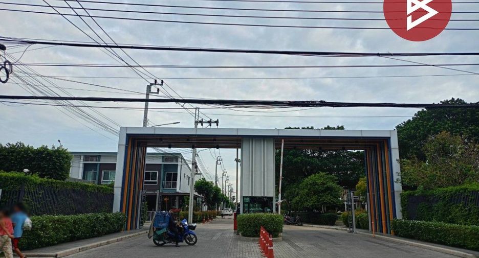 For sale 3 bedrooms townhouse in Sai Mai, Bangkok