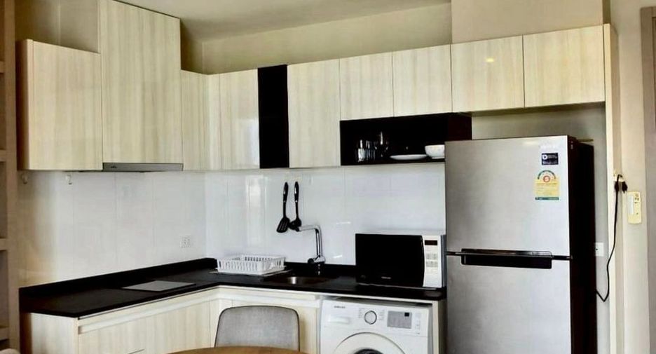 For rent 1 bed condo in Watthana, Bangkok