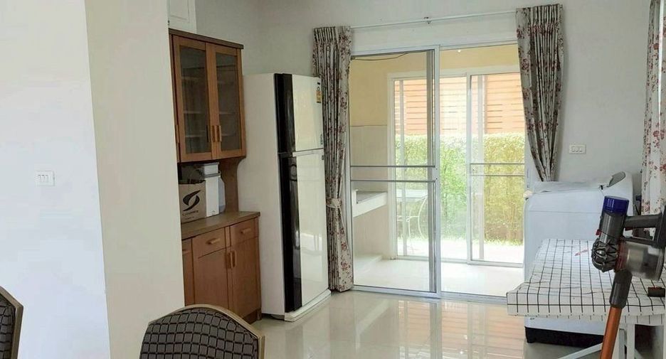 For rent 3 bedrooms house in Bang Khun Thian, Bangkok