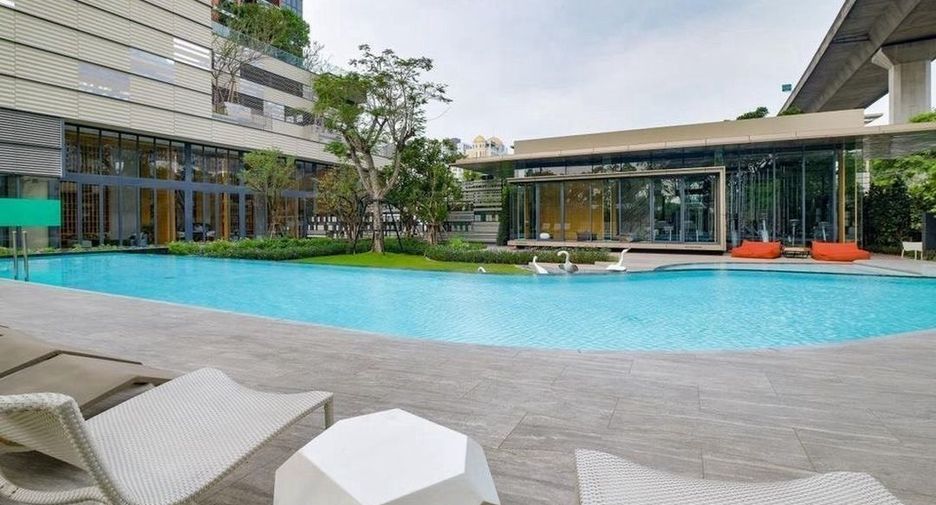 For sale 1 bed condo in Bang Kapi, Bangkok