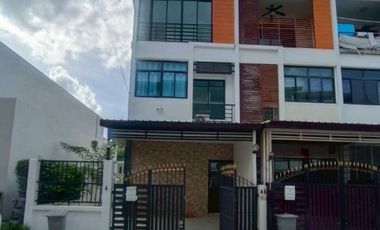 For rent and for sale 3 bedrooms townhouse in Bang Khae, Bangkok