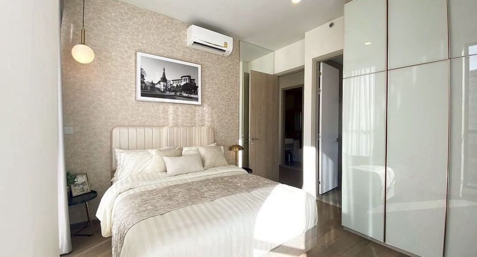 For rent 2 bedrooms condo in Ratchathewi, Bangkok