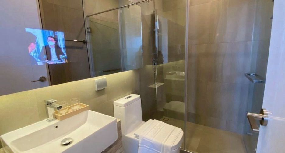 For rent 2 bedrooms condo in Ratchathewi, Bangkok