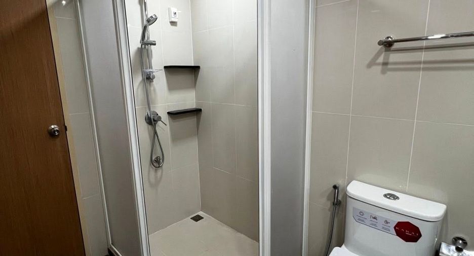 Wohnung zur Miete und zum Kauf mit 1 Zimmer in Khlong Toei, Bangkok