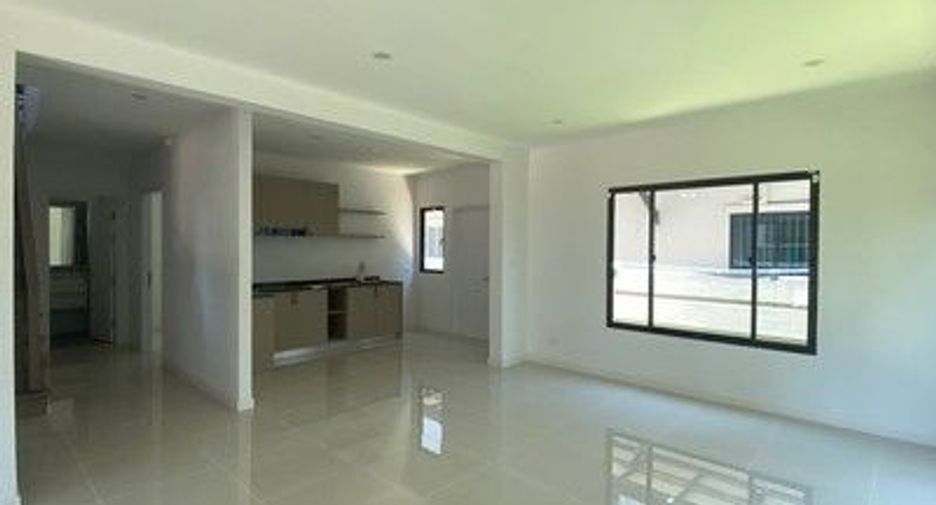 For sale 3 bedrooms house in Prawet, Bangkok