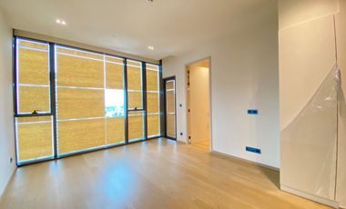 For sale 1 bed condo in Khlong Toei, Bangkok