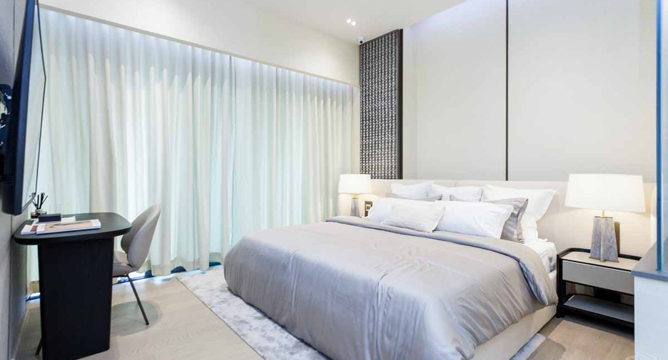 For sale 1 bed condo in Khlong Toei, Bangkok