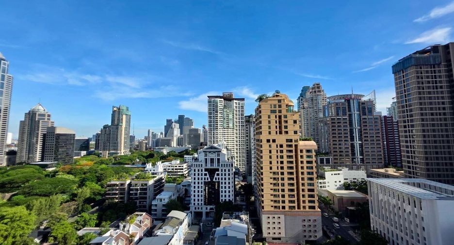 For sale 2 bedrooms condo in Pathum Wan, Bangkok