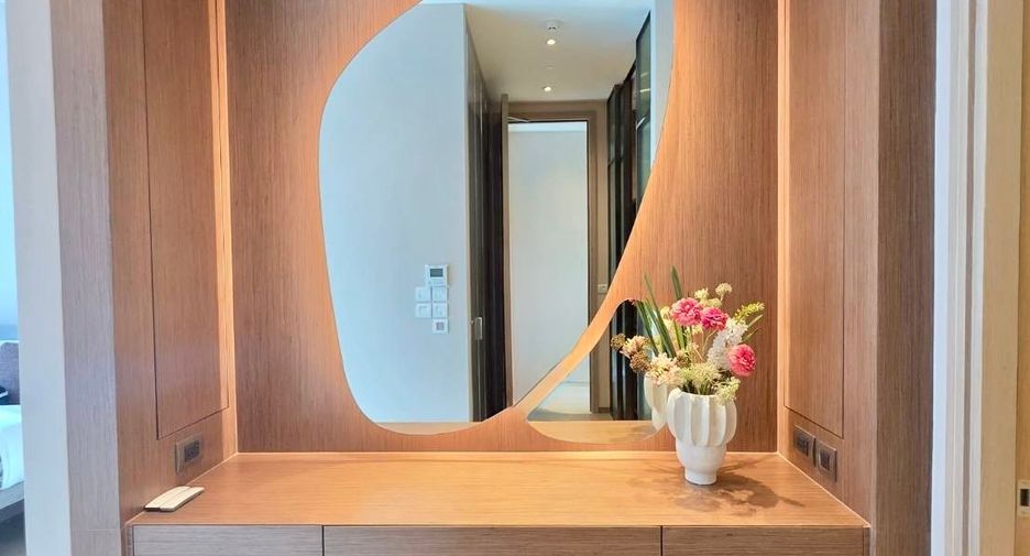 For sale 2 bedrooms condo in Pathum Wan, Bangkok